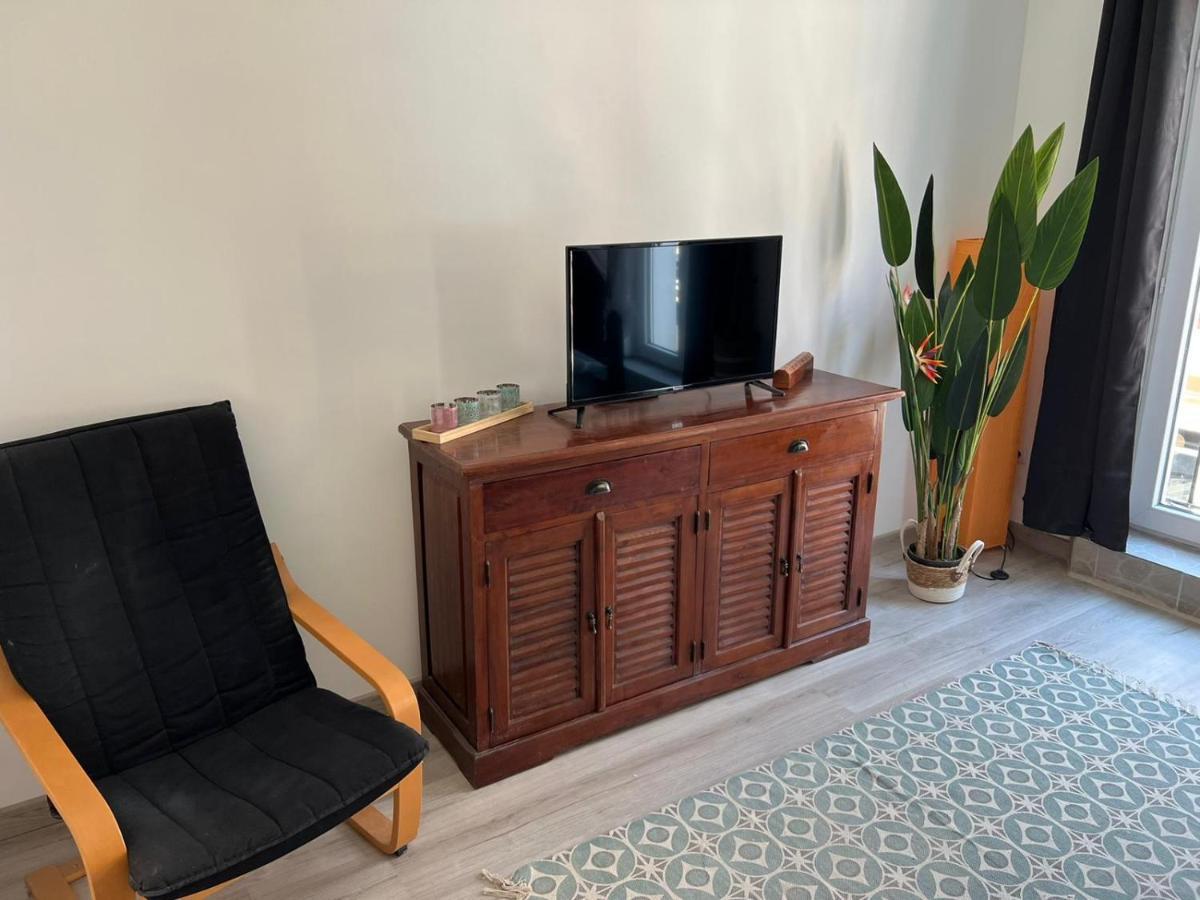 Apt A Africa, 30M2, Centre, Balcon Valenciennes Zewnętrze zdjęcie